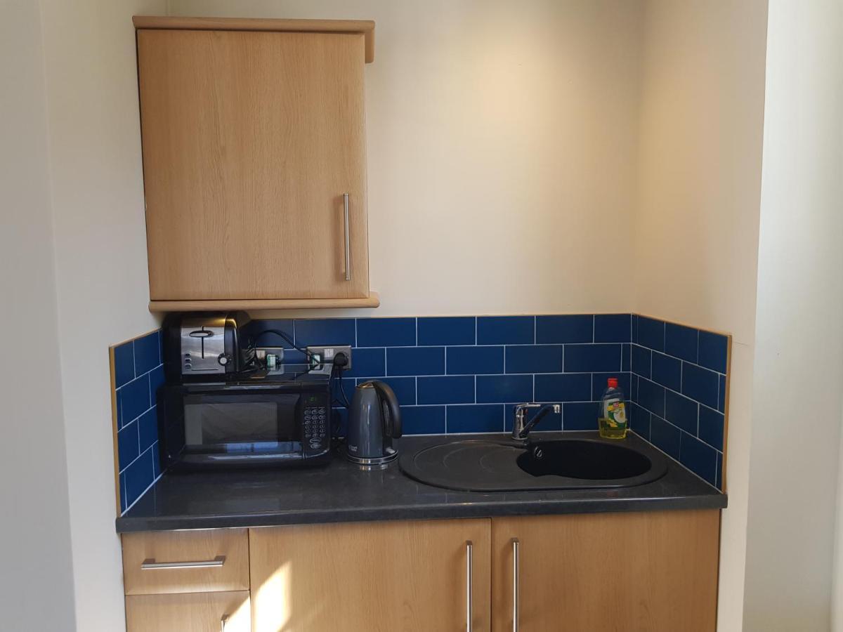 Limes Apartments Haywards Heath Esterno foto